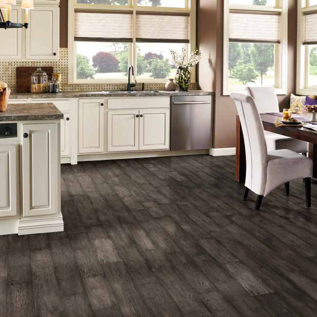 Robbins hardwood flooring kitchen | Ambassador Flooring